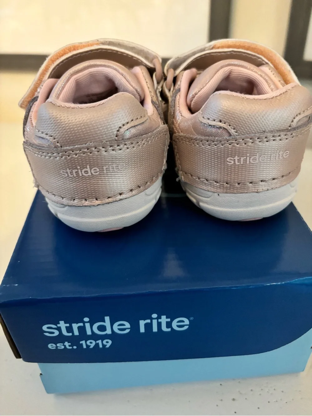 Stride Rite pink toddler shoe size 5.5, used